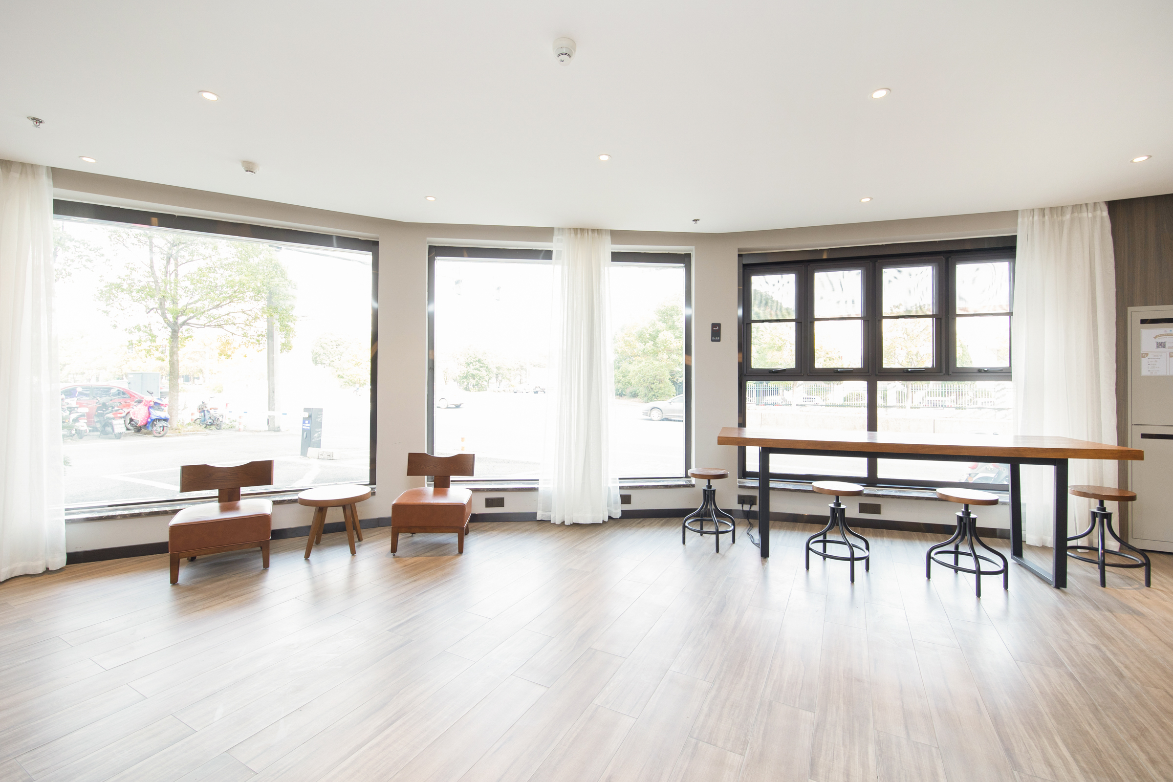 汉庭江阴临港开发区申港酒店