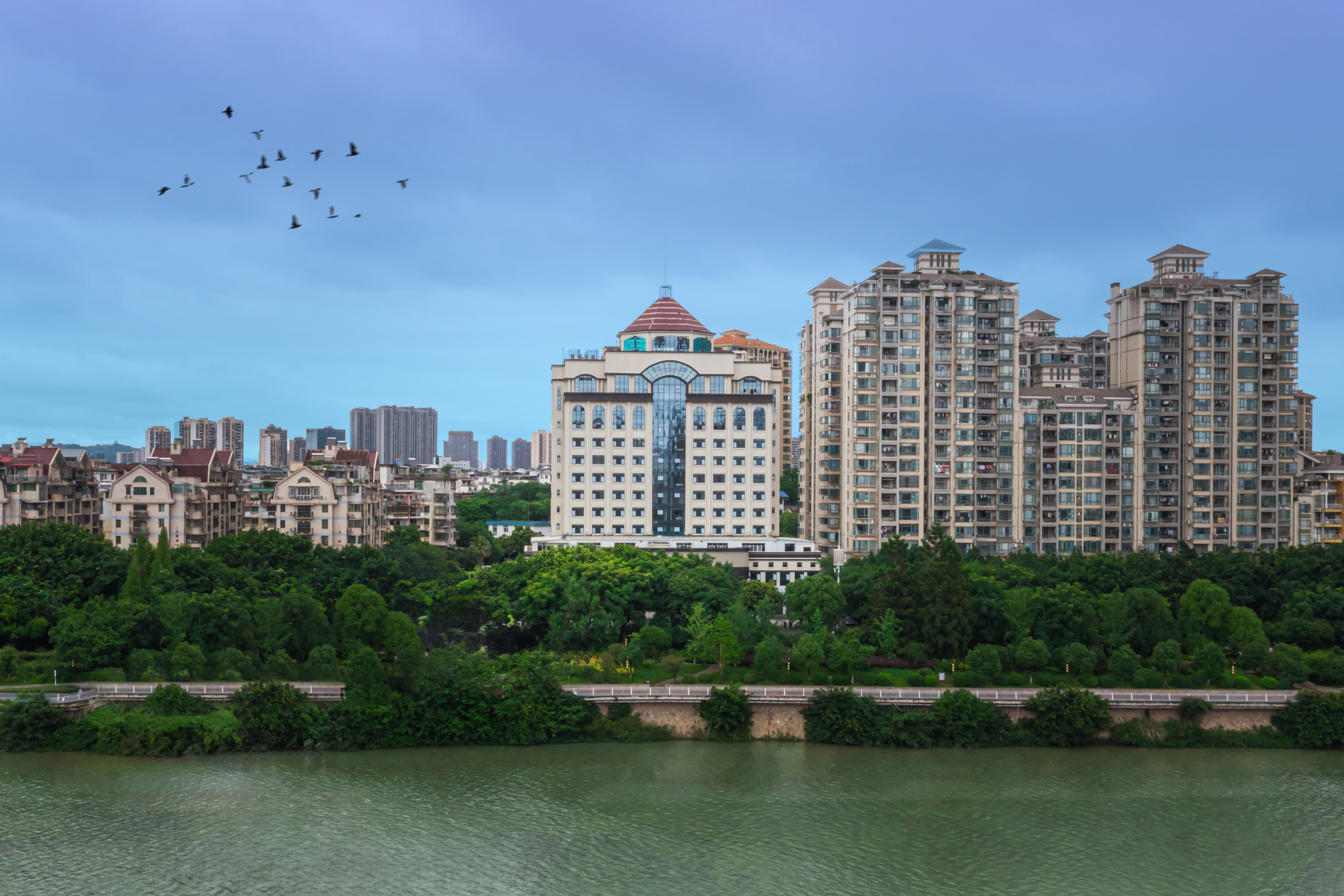 全季赣州江南宋城江景酒店