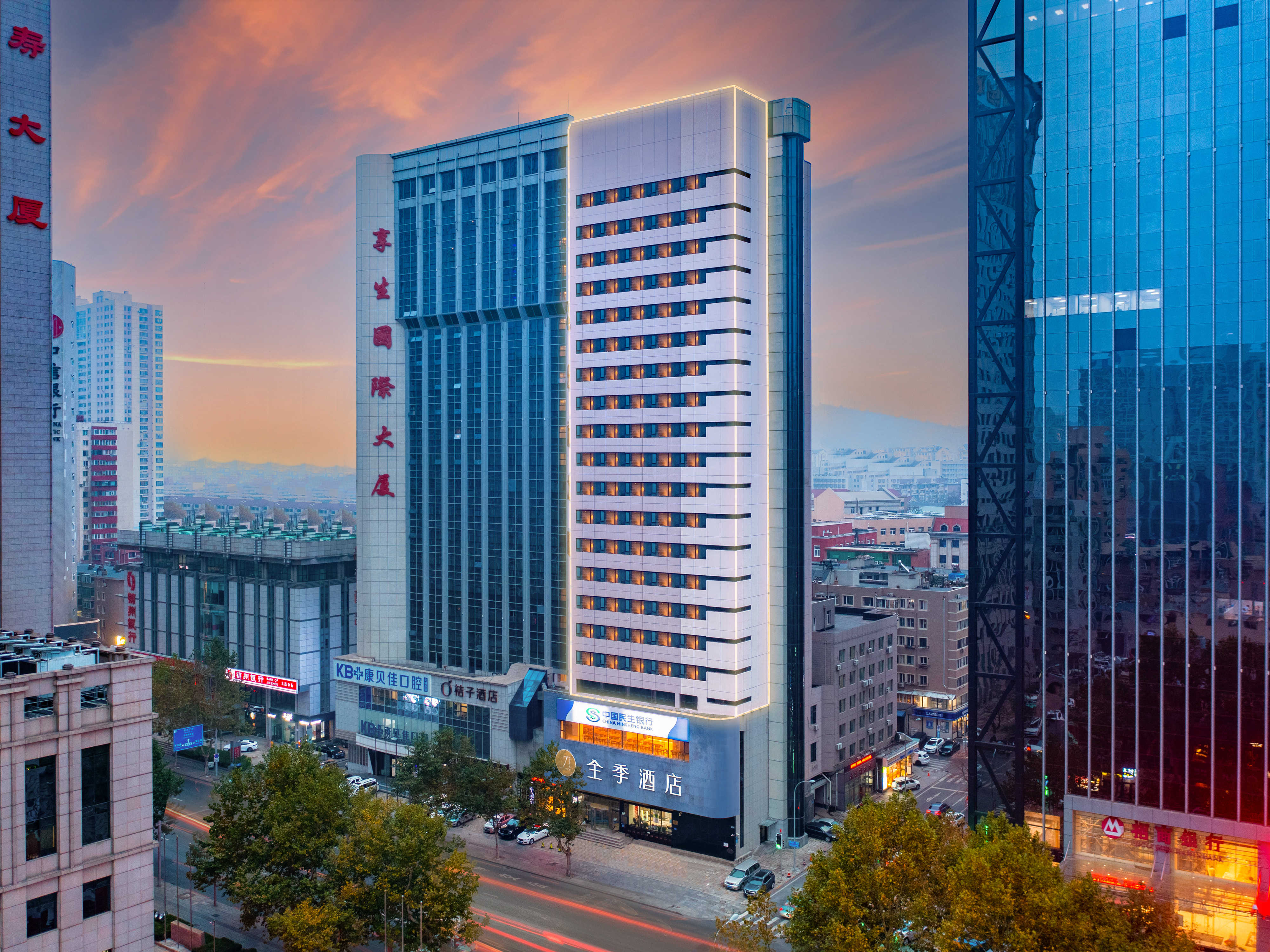 全季大连人民路酒店