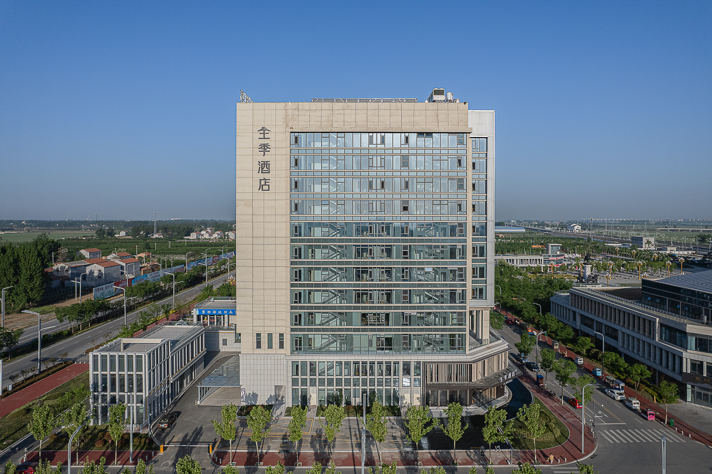 全季菏泽巨野北站酒店