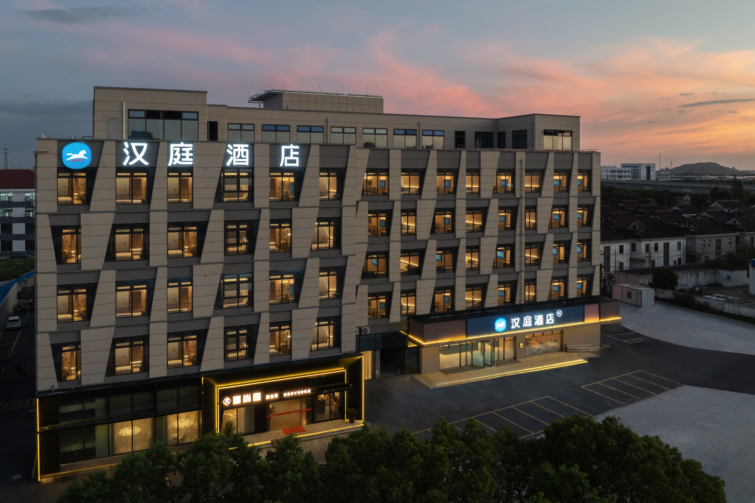 汉庭张家港高铁站妙桥酒店