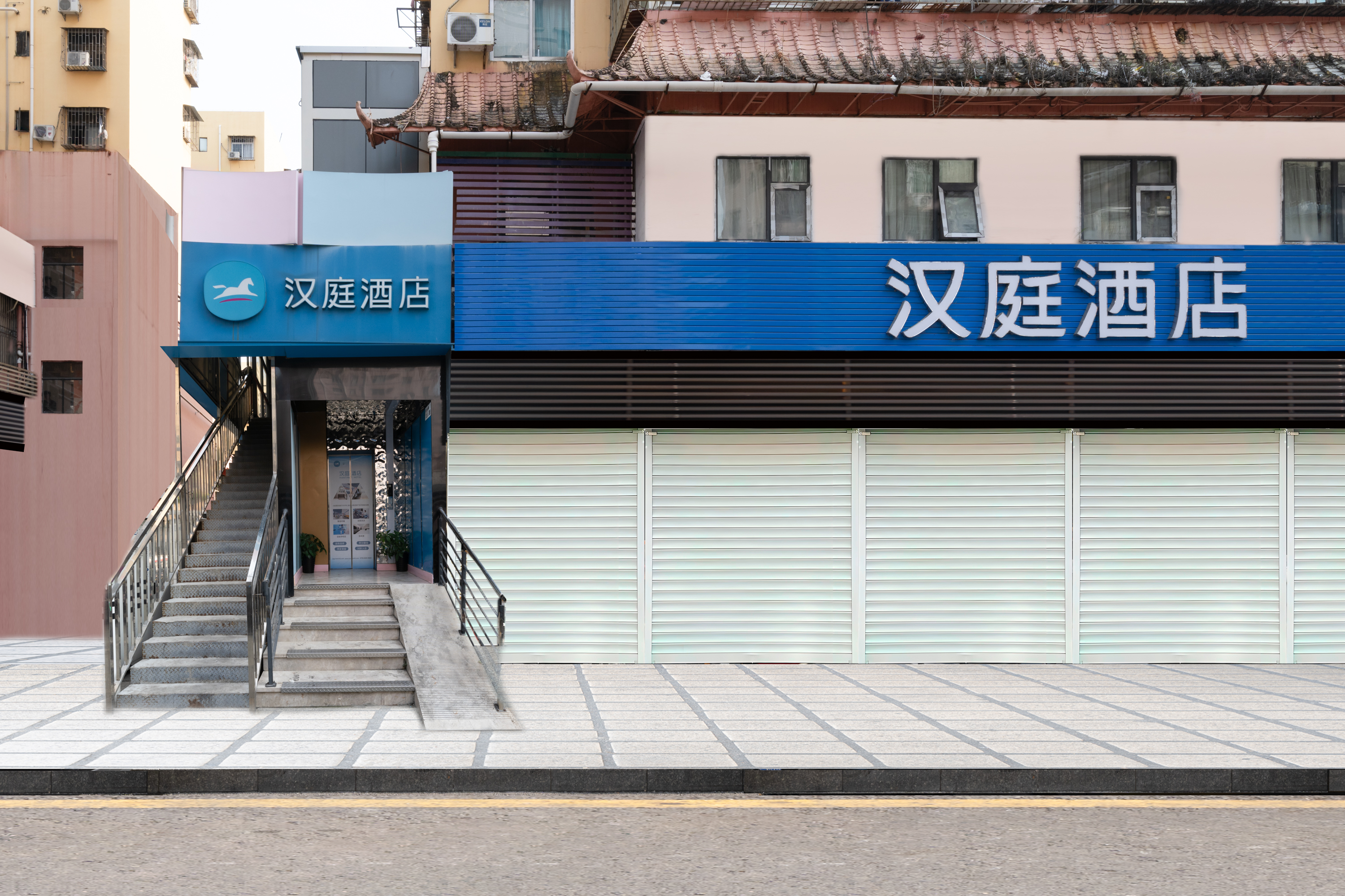 汉庭深圳海岸城南油服装城酒店