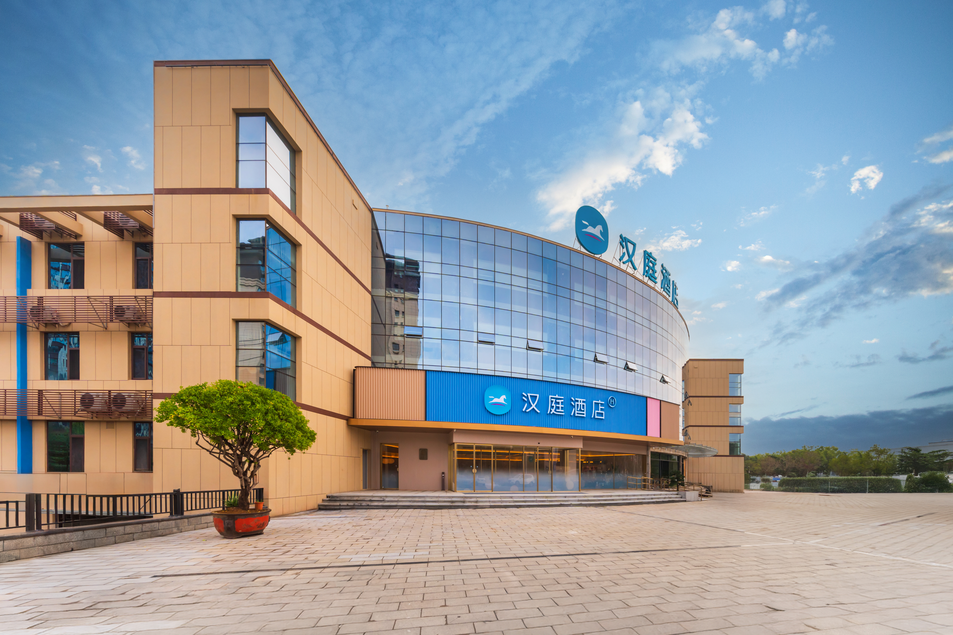 汉庭泰安站振兴街酒店