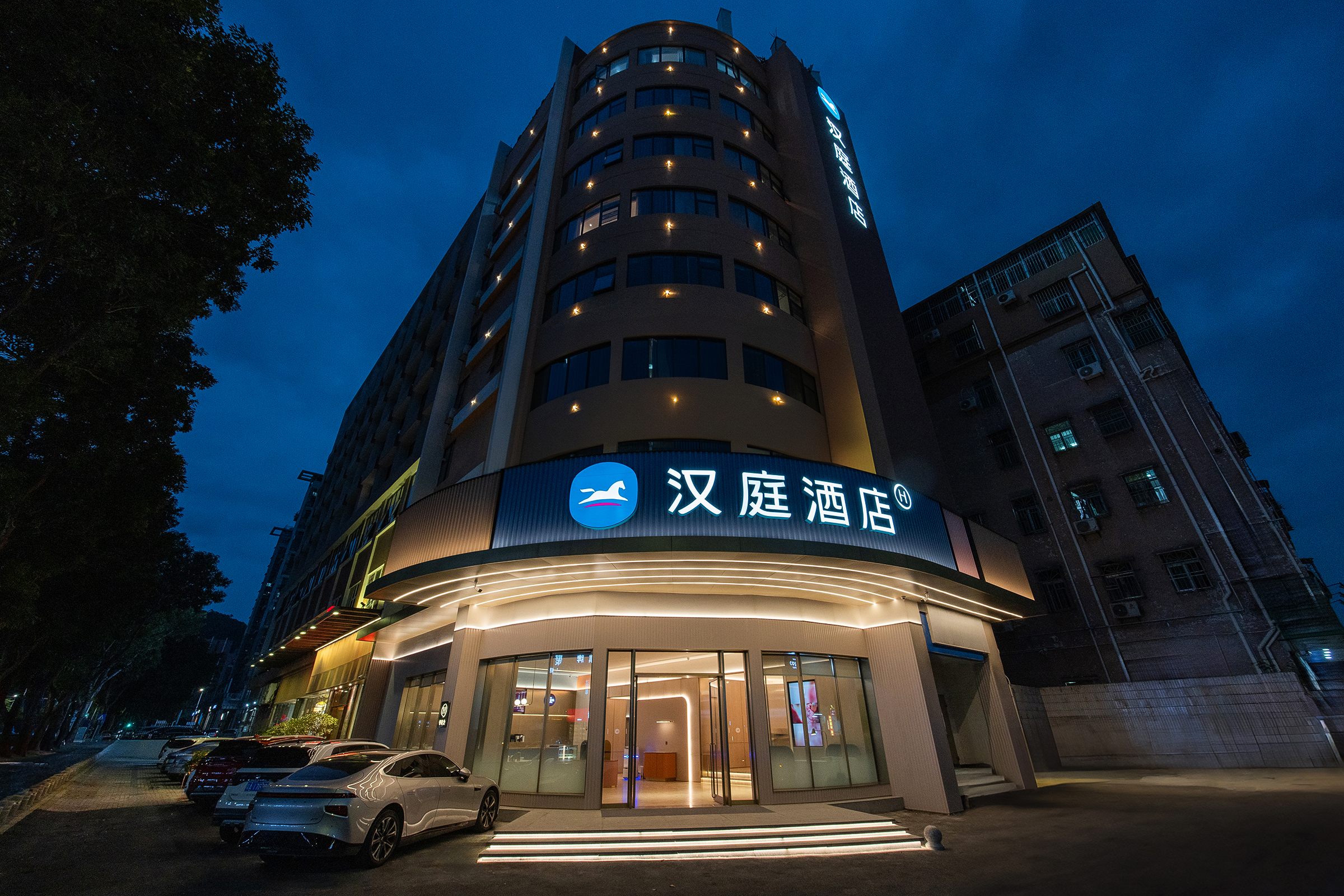 汉庭深圳龙岗大运中心愉龙路酒店