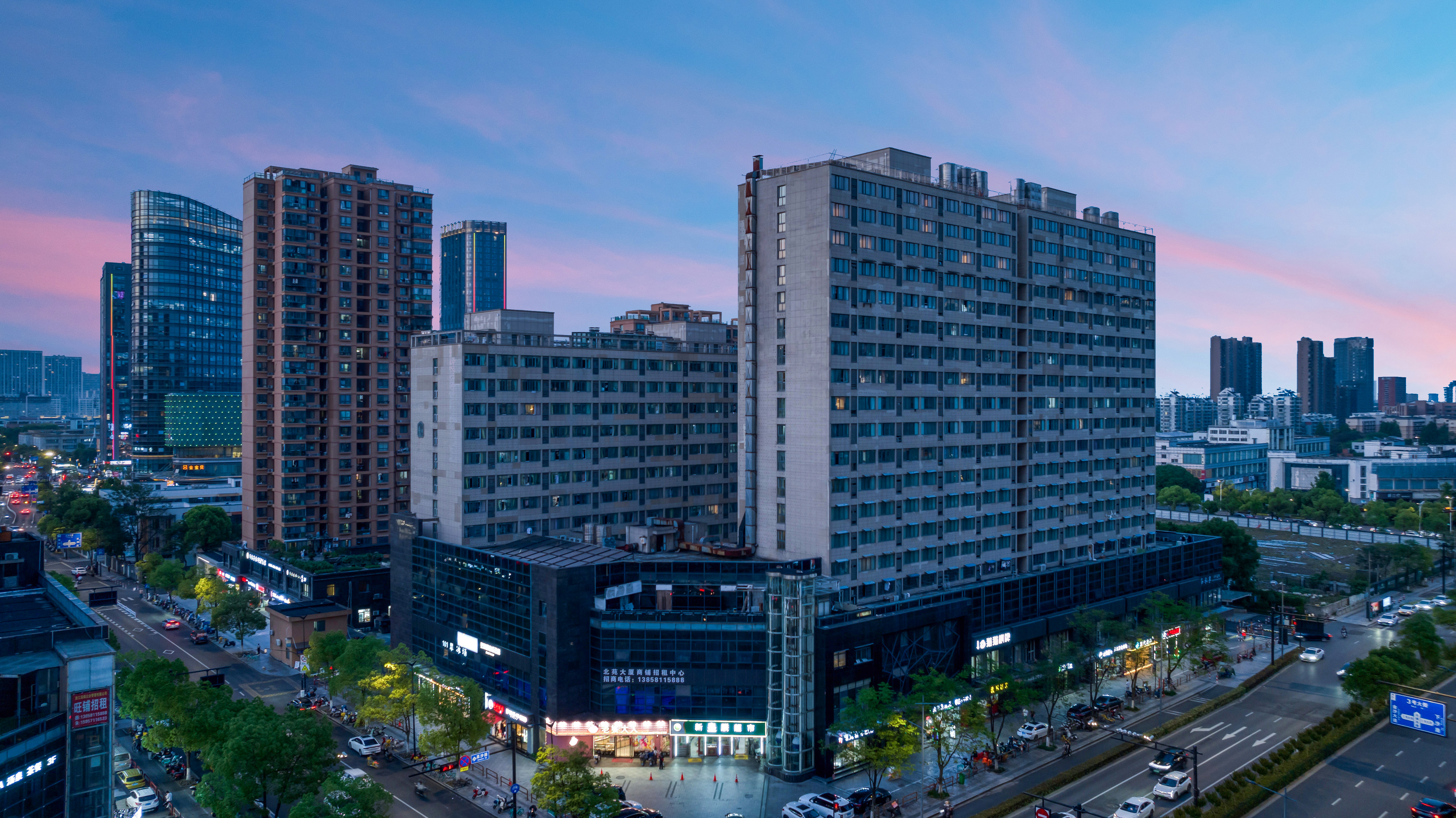 汉庭杭州下沙大学城高沙路地铁站店