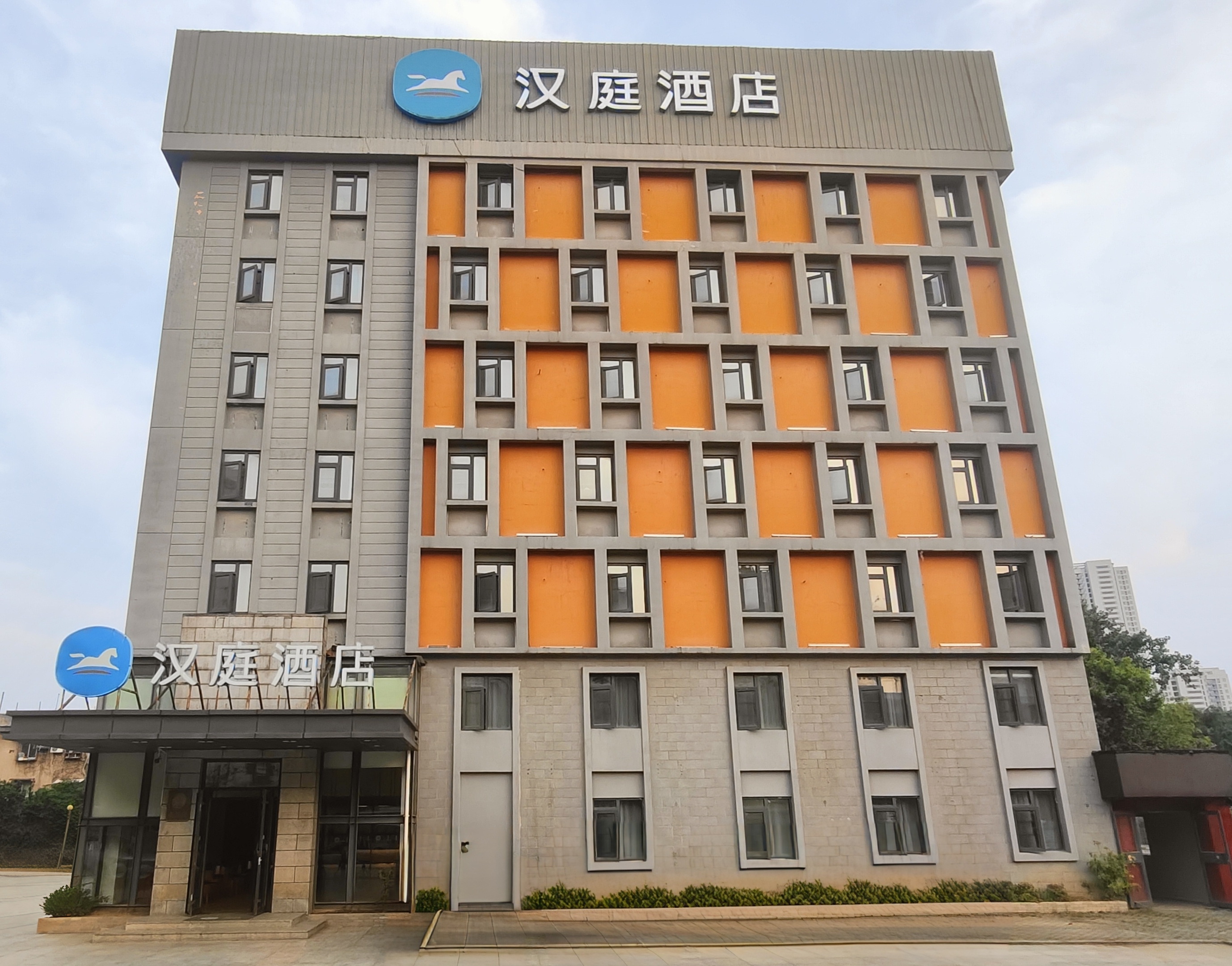 汉庭武汉武昌火车站起义门酒店