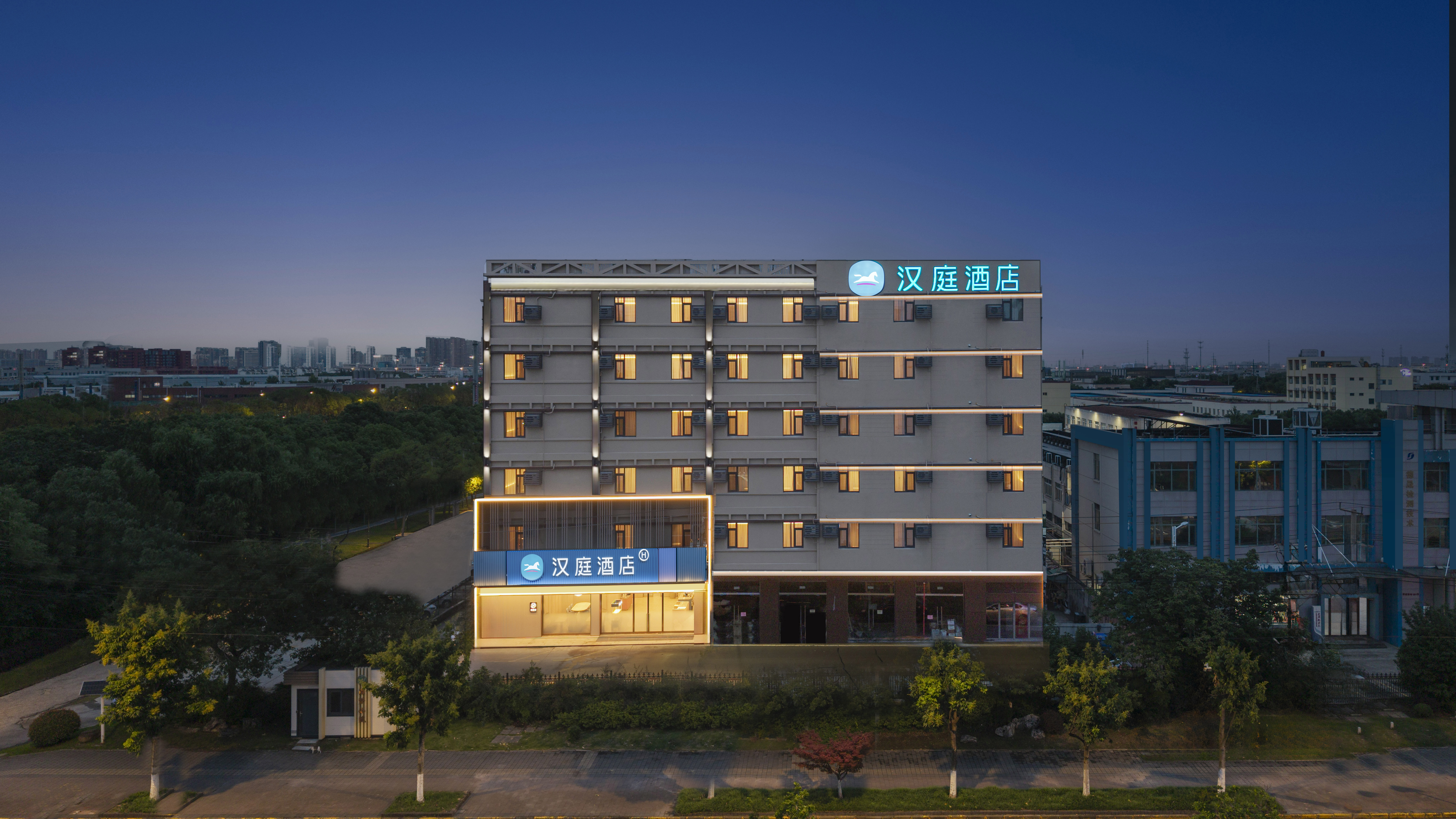 汉庭昆山开发区青阳南路酒店