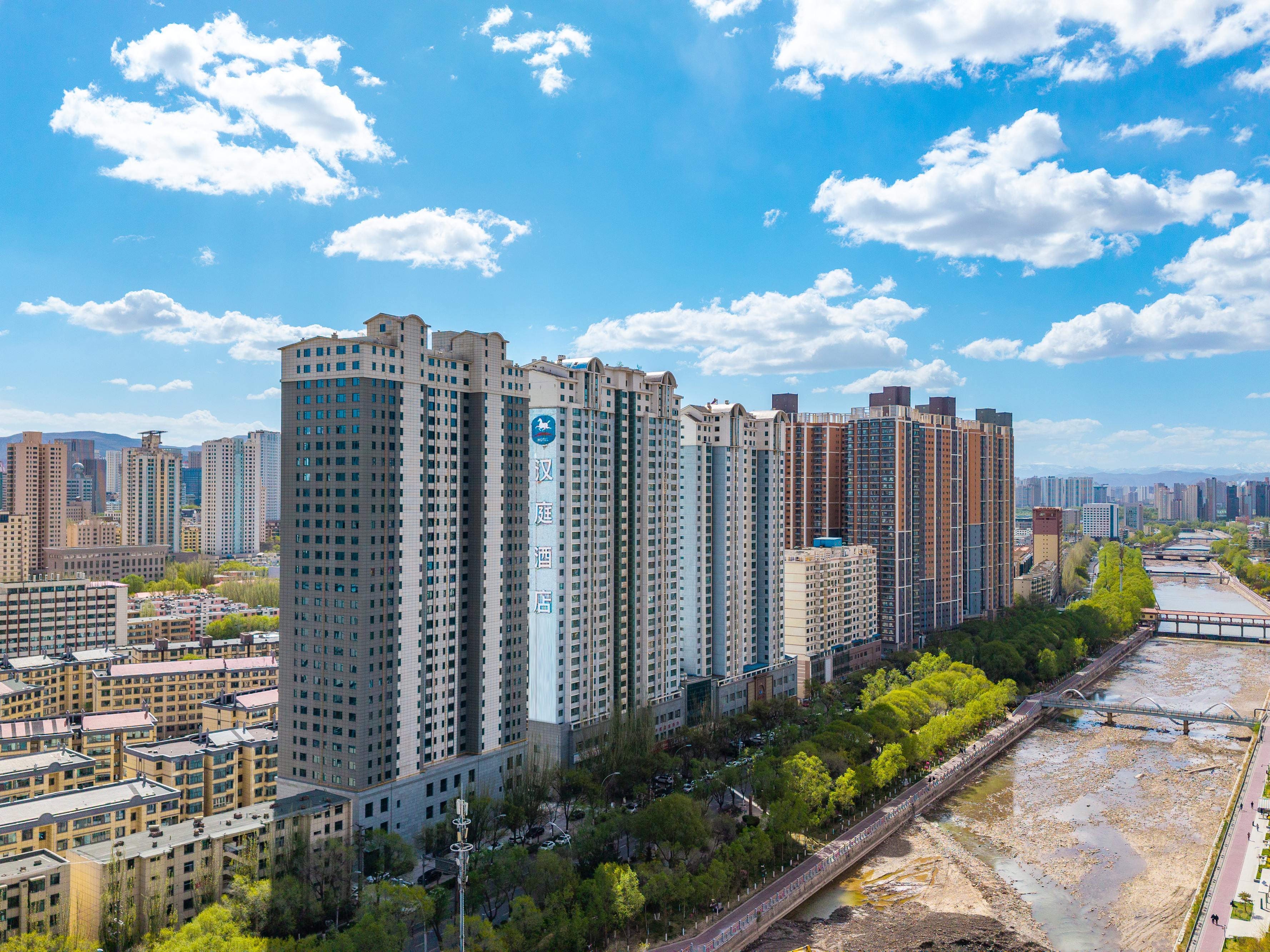 汉庭西宁滨河南路酒店